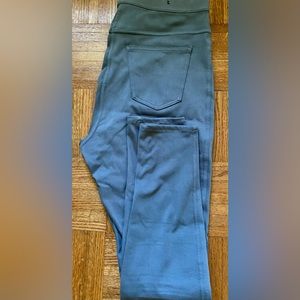 Pale Green Jegging Pants